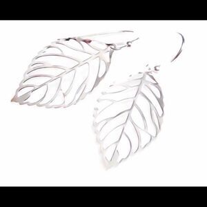 Delicate Leaf Earrings, Silver 
